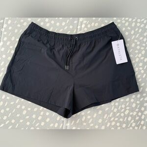 Athleta Women's Midday Mid Rise Poplin Short